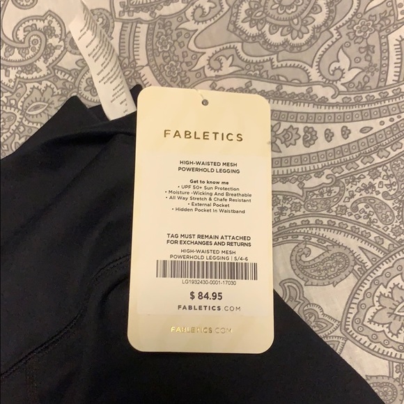 Fabletics Leggings with mesh and pockets - Picture 2 of 3